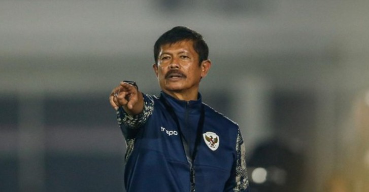 HLV Indra Sjafri chia tay U22 Indonesia.