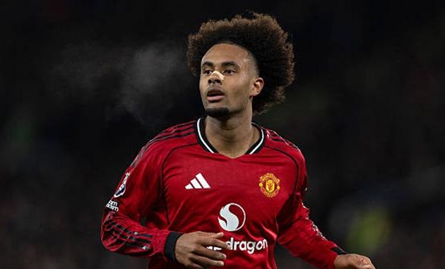 Manchester United t&iacute;nh b&aacute;n Joshua Zirkzee.