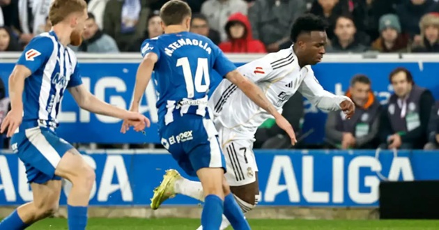 Ảnh bài viết La Liga phản hồi tranh cãi Vinicius Junior, VAR không can thiệp