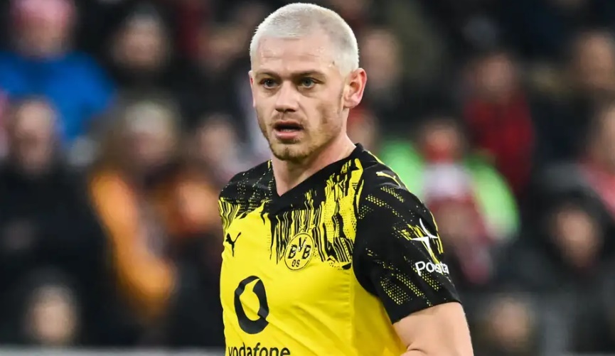 Julian Ryerson được liên kết với Barca.