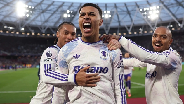 Rogers l&agrave; h&igrave;nh mẫu đang trỗi dậy mạnh mẽ.