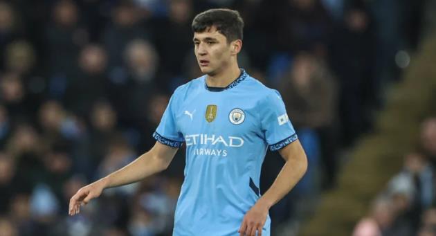 Ảnh bài viết Carabao Cup: Hackett nói Khusanov phải nhận thẻ đỏ trận Man City 2-0 Brentford