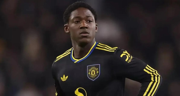 Kobbie Mainoo hứng thú với việc gia nhập Napoli.