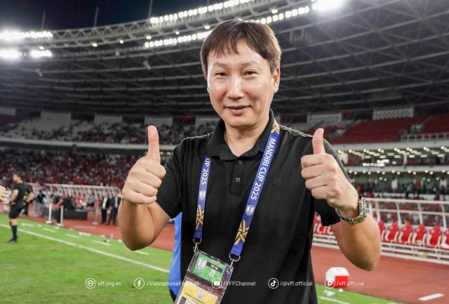 Ảnh bài viết SEA Games 33: Kim Sang-sik lập kỳ tích với 3 danh hiệu Đông Nam Á