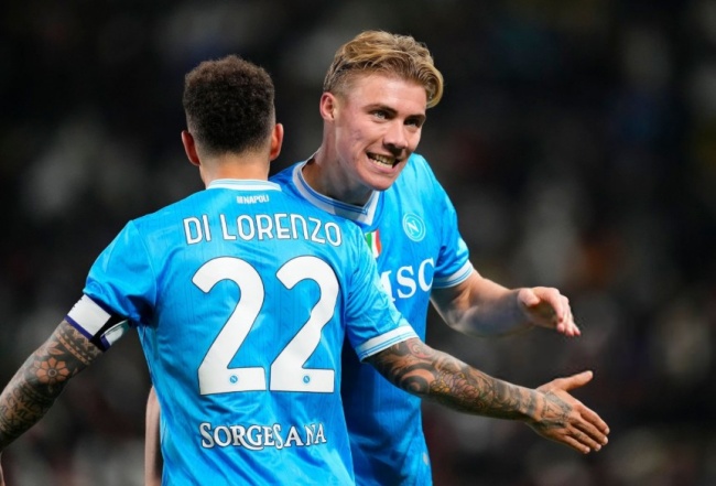 Ảnh bài viết Bán kết Siêu cúp Italia: Napoli hạ AC Milan, Neres và Hojlund tỏa sáng