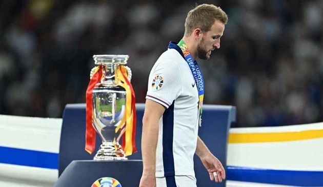 Harry Kane và tuyển Anh nhận 2 thất bại liên tiếp tại chung kết EURO.