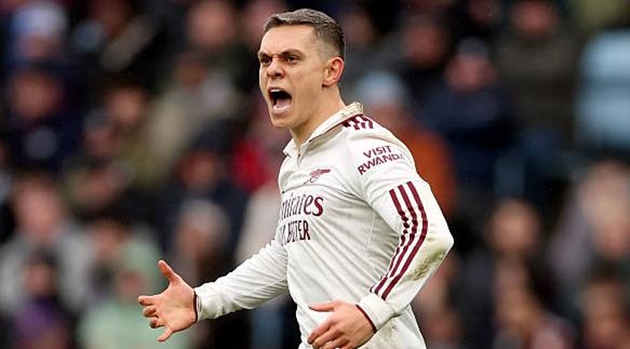 Leandro Trossard nên đá chính ở trận đấu với Everton.