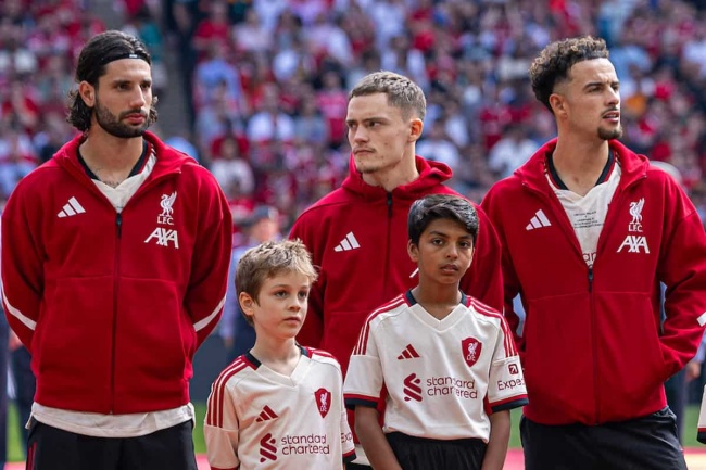 Tuyến giữa Liverpool nắm vai tr&ograve; quan trọng.