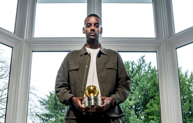 Ảnh bài viết Alexander Isak giành Quả bóng Vàng Thụy Điển 2025