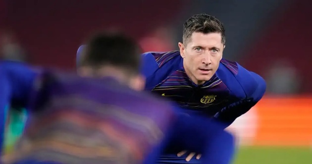 Ảnh bài viết Barcelona: Lewandowski giảm lương để gia hạn hợp đồng