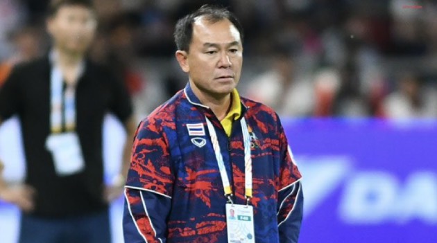 HLV Thawatchai đối mặt nguy cơ bị sa thải sau thất bại ở chung kết SEA Games 33.