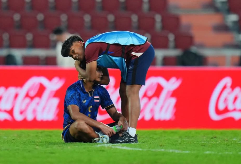 U22 Th&aacute;i Lan gục ng&atilde; ngay tr&ecirc;n s&acirc;n nh&agrave;.