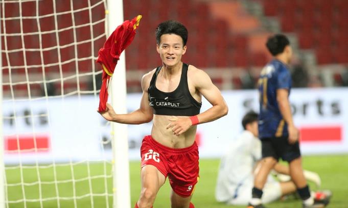 U22 Việt Nam gi&agrave;nh thắng lợi ngược d&ograve;ng đầy kịch t&iacute;nh.