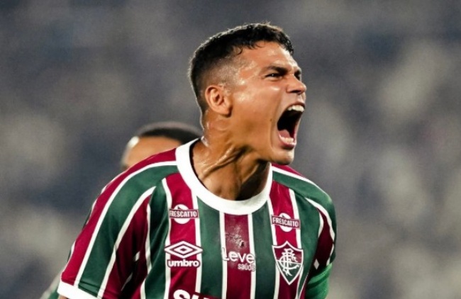 Ảnh bài viết Chuyển nhượng tối 19/12: Thiago Silva có thể trở lại Chelsea; Roma quyết tâm chiêu mộ Joshua Zirkzee