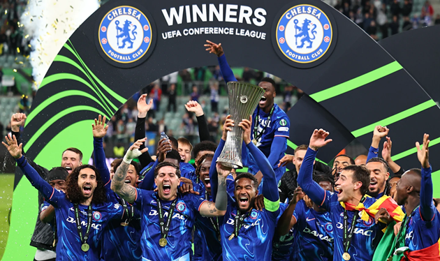 Chelsea l&agrave; đội v&ocirc; địch mới nhất của Conference League.