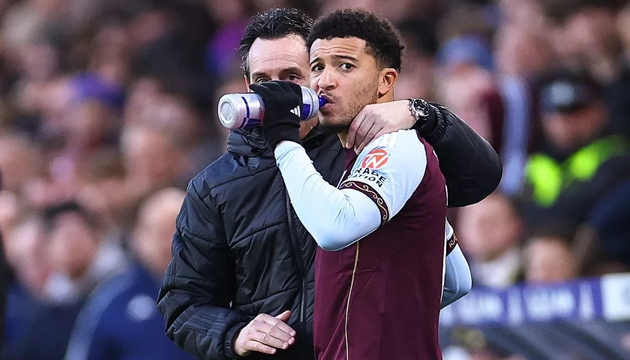 Aston Villa vẫn tin tưởng Jadon Sancho.