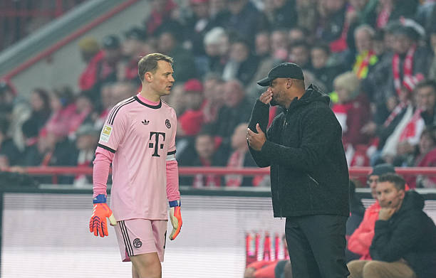 Thủ thành Manuel Neuer đánh giá cao HLV Vincent Kompany.