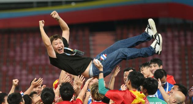 Ảnh bài viết HLV Kim Sang-sik phủ nhận "phép màu", khẳng định thành công là nỗ lực của U22 Việt Nam