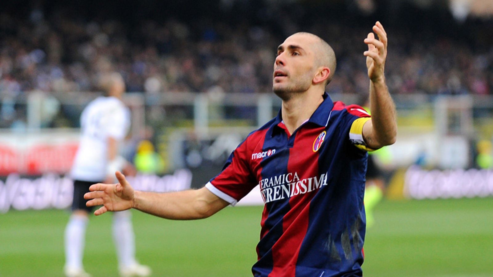 Marco Di Vaio là một trong những chân sút đã làm nên tên tuổi tại Bologna.