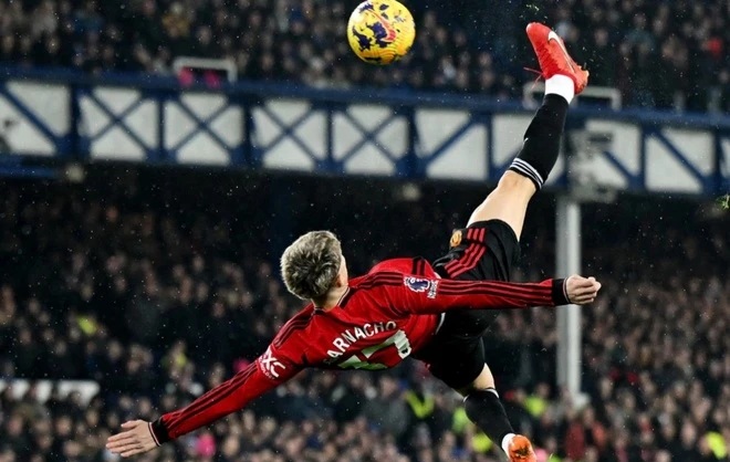 Ảnh bài viết Từ Puskas đến chia tay Man Utd: Garnacho quyết tâm với Chelsea