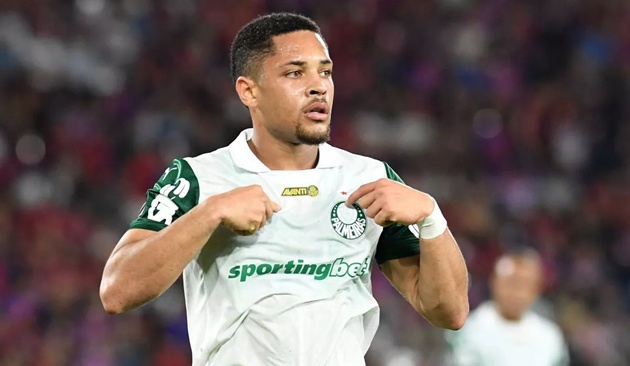 Ảnh bài viết Man Utd nhắm Vitor Roque giải quyết khủng hoảng hàng công