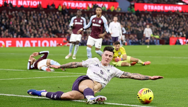 Benjamin Sesko (6.1): Di chuyển t&iacute;ch cực để t&igrave;m khoảng trống nhưng kh&acirc;u dứt điểm vẫn l&agrave; vấn đề. Sesko s&uacute;t thẳng v&agrave;o vị tr&iacute; thủ m&ocirc;n trong t&igrave;nh huống đối mặt ngon ăn nhất.