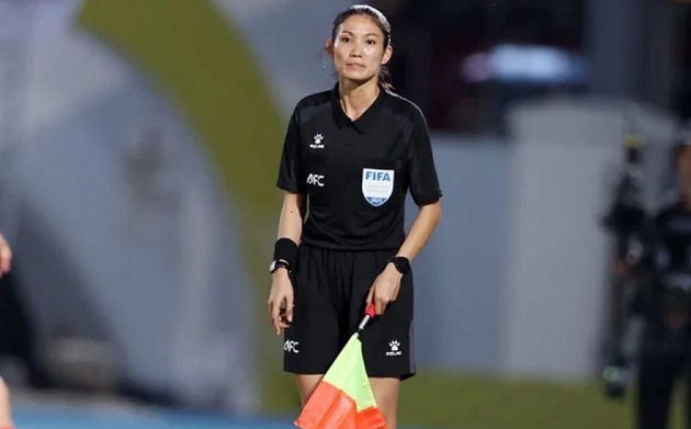 Tuyển nữ Việt Nam mất oan một bàn thắng trong trận chung kết vì sai sót của trọng tài.