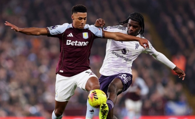 Ảnh bài viết Thống kê ấn tượng của Ayden Heaven trong trận Man United thua Aston Villa