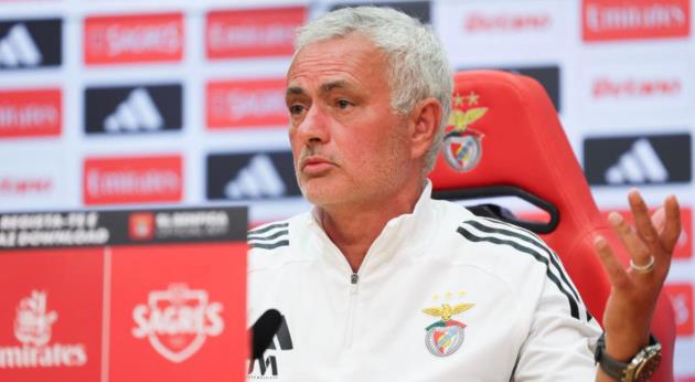 Mourinho cẩn trọng trước lần đụng độ Famalicao.