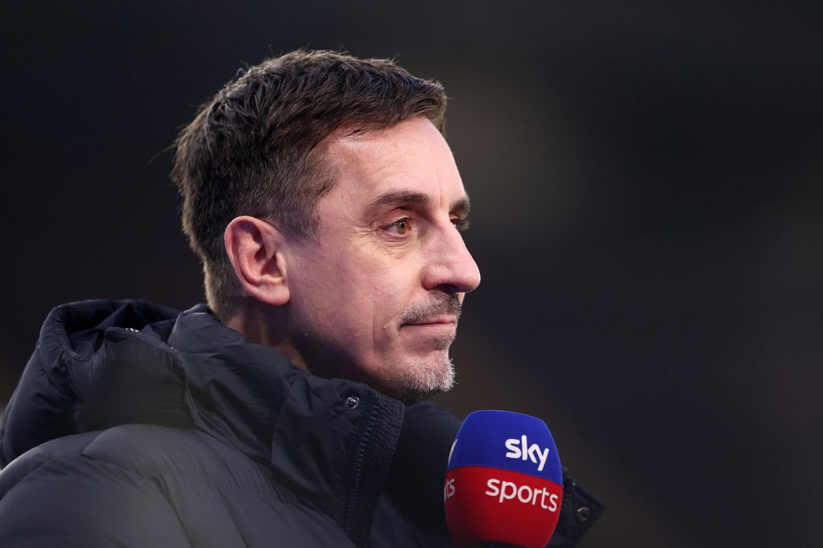 Ảnh bài viết Gary Neville: Cuộc đua Ngoại hạng Anh chỉ còn Arsenal và Man City