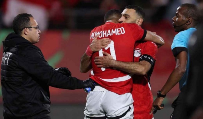 Salah hóa người hùng của đội nhà.