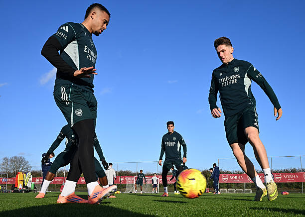 Gyokeres phải tham gia v&agrave;o cuộc cạnh tranh vị tr&iacute;. 