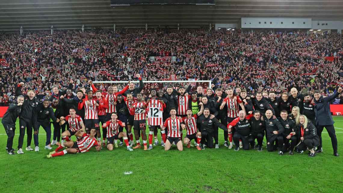 Sunderland đã làm nên những điều bất ngờ ở Ngoại hạng Anh.