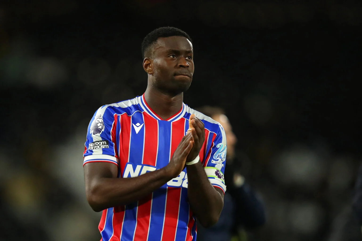 Guehi quan ngại về khía cạnh bóng chết.