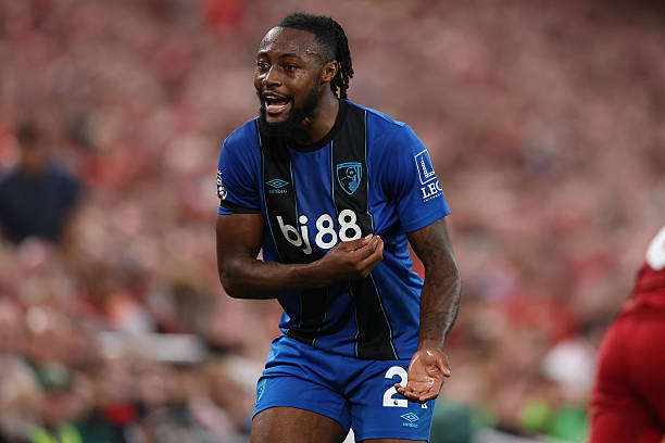 Semenyo đang được nhiều ông lớn săn đón.