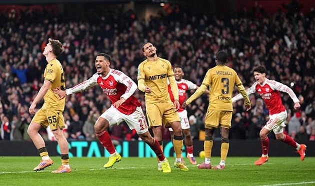 Ảnh bài viết Arsenal đi tiếp tại Carabao Cup, Kepa định đoạt loạt luân lưu