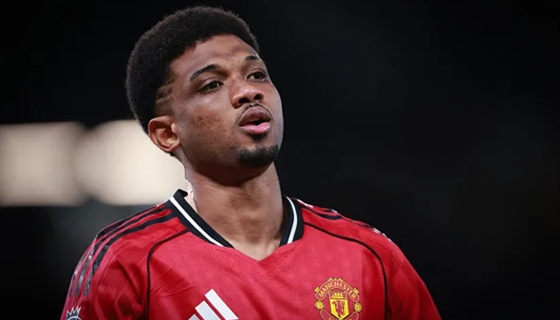 Ảnh bài viết Ryan Giggs cảnh báo Man Utd vì vắng Amad Diallo