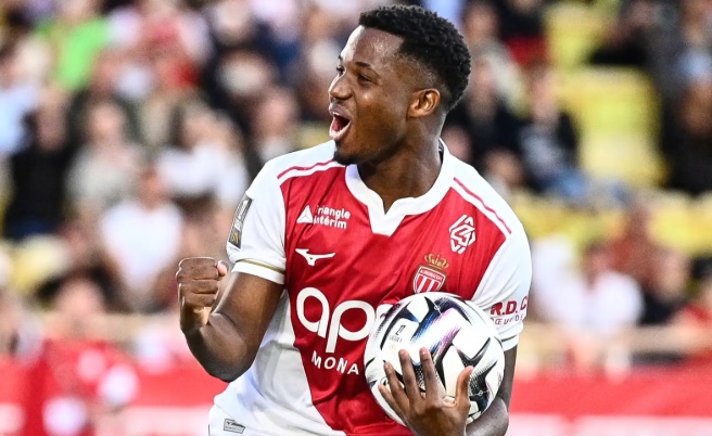 Mọi thứ xoay chuyển chóng mặt đối với Fati.