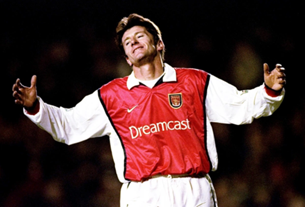 Suker đến Arsenal nhưng chỉ trụ lại 1 năm tại Bắc London (1999-2000).