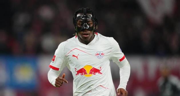 Ảnh bài viết Man Utd có thể chọn Yan Diomande thay Semenyo, giá 87 triệu bảng