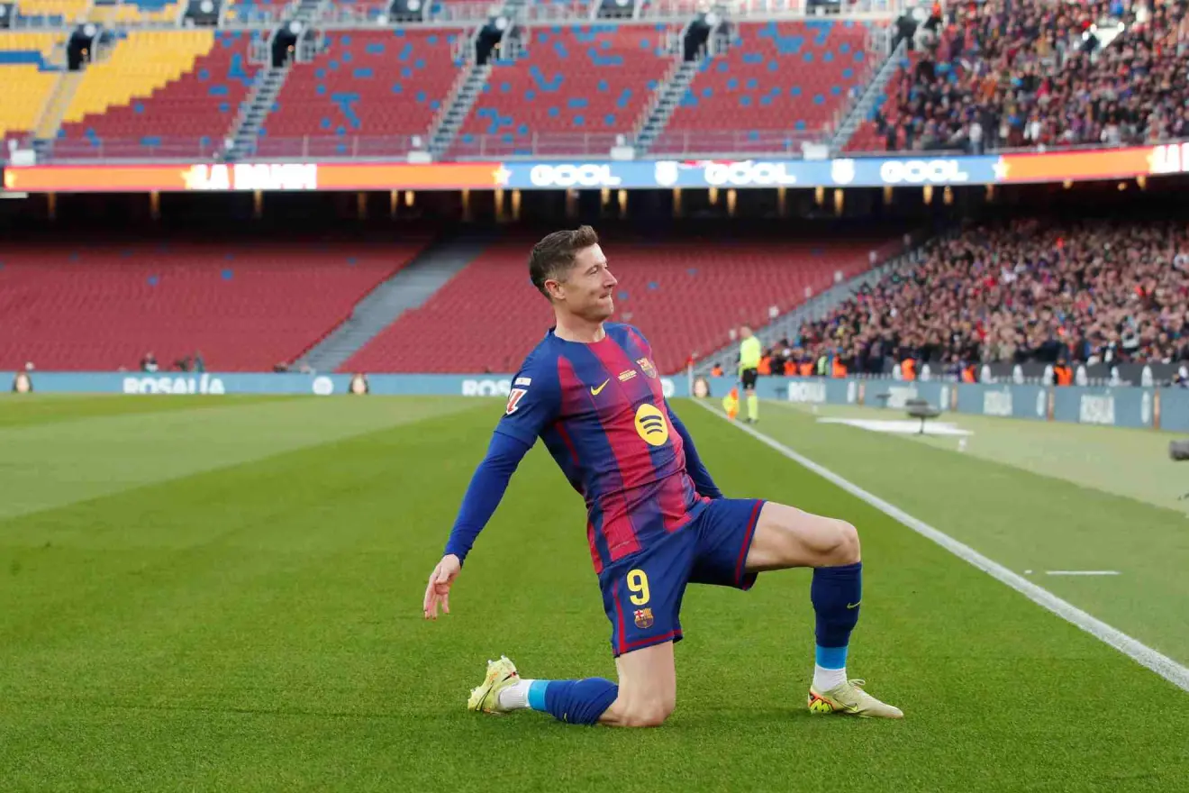 Đây cũng có thể là mùa giải cuối của Lewandowski ở Camp Nou.