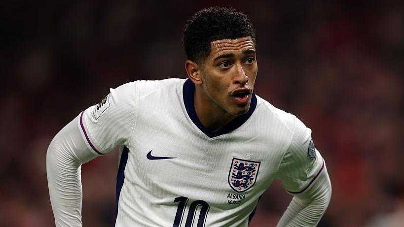  Bellingham c&ograve;n nhiều điều để chứng minh ở đội tuyển.