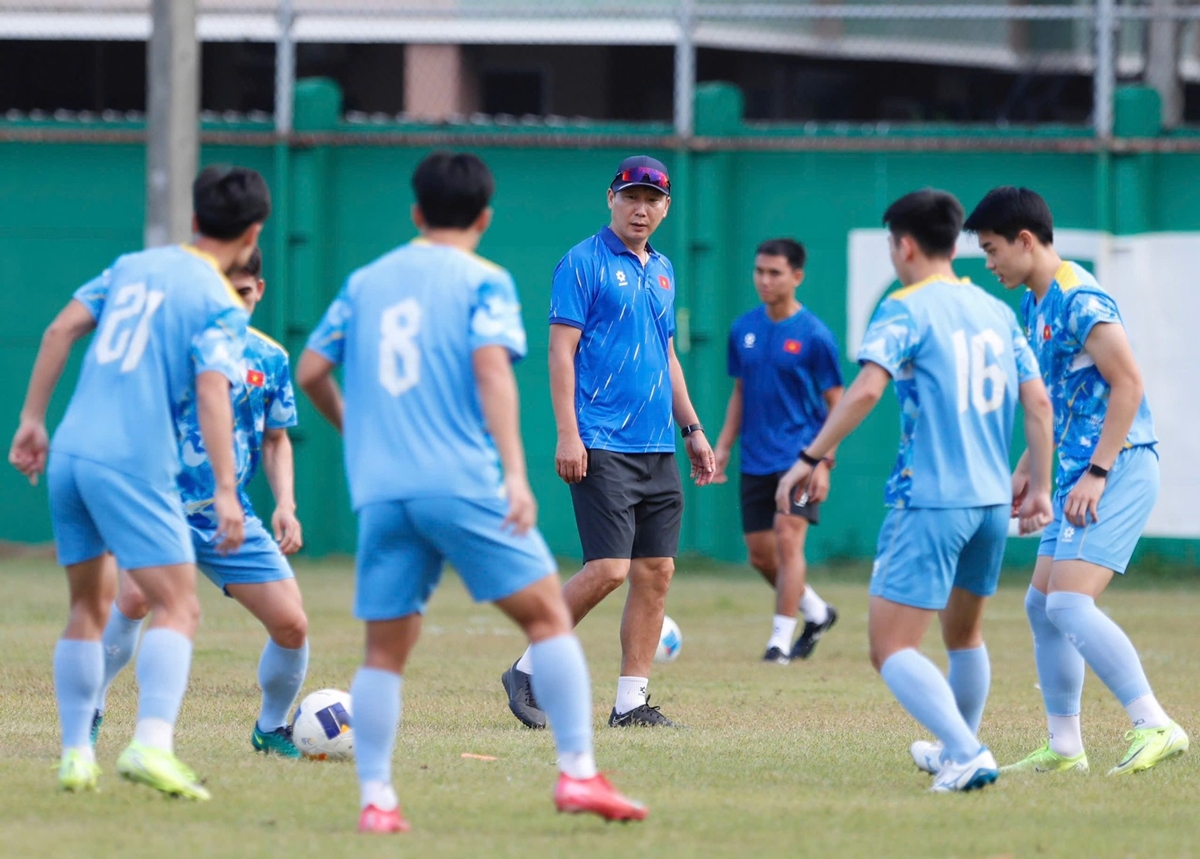 Ảnh bài viết U23 Việt Nam lo lắng vì Trung Kiên chấn thương trước ngày sang Qatar