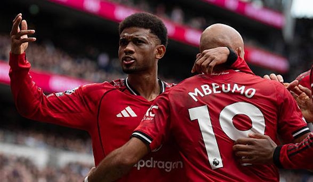 Ruben Amorim có thể thay đổi vị trí của Amad Diallo và Bryan Mbeumo.