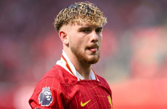 Harvey Elliott là phương án đáng cân nhắc dành cho Liverpool.