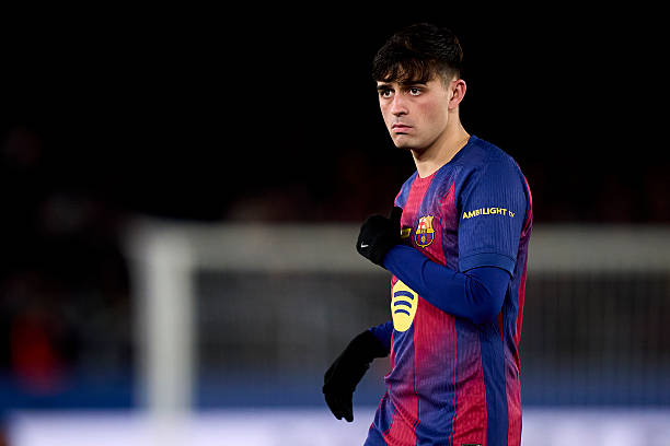 Ảnh bài viết Pedri nêu tên 6 cầu thủ hay nhất thế giới, có 2 đồng đội Barcelona