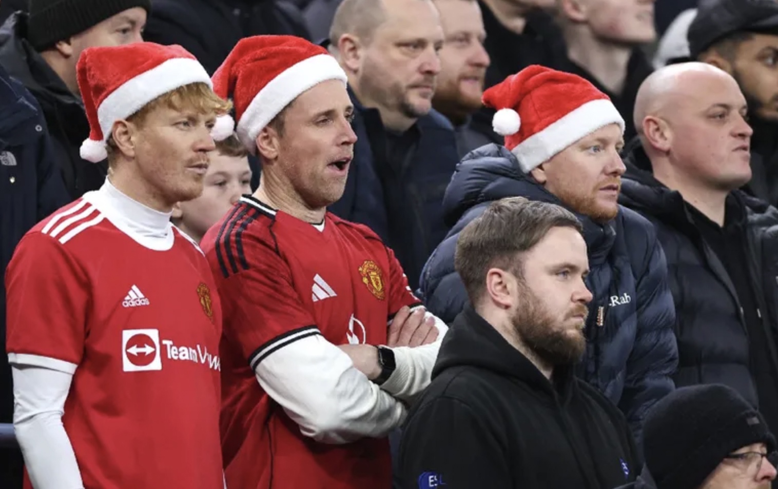 Ảnh bài viết Boxing Day tại Ngoại hạng Anh: Khán giả mở hội, cầu thủ cày ải