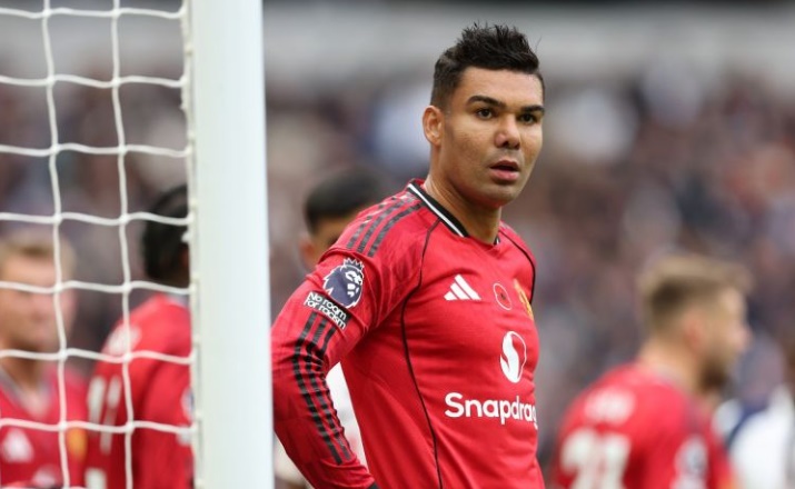 Ảnh bài viết Man United cân nhắc gia hạn Casemiro, Saudi Arabia vào cuộc