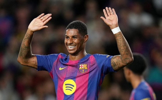 Barca muốn giữ ch&acirc;n Rashford.