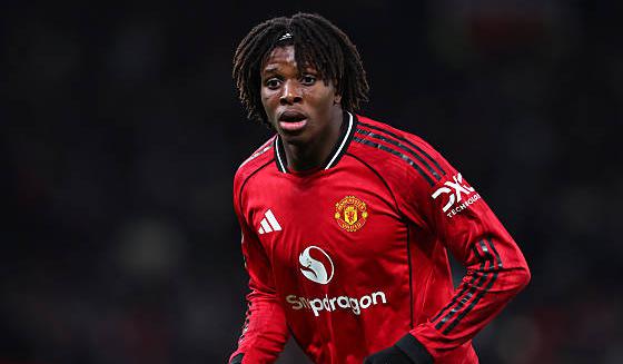 Patrick Dorgu tiết lộ về b&agrave;n thắng quyết định cho Manchester United.